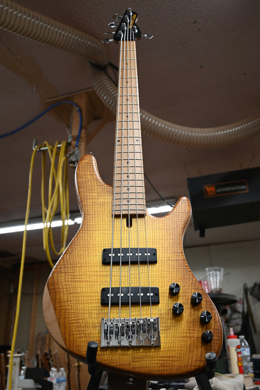 Felton USA Alpha 5-O